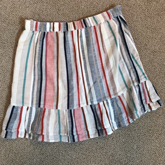 Ruffle bottom button skirt in multi color stripe - Picture 6 of 6